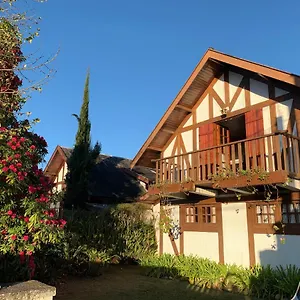 Linda Casa! Aconchegante E Com ótima Localização Casa de Férias Campos do Jordão